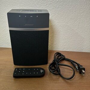 Bose SoundTouch 10 wireless Bluetooth speaker with remote